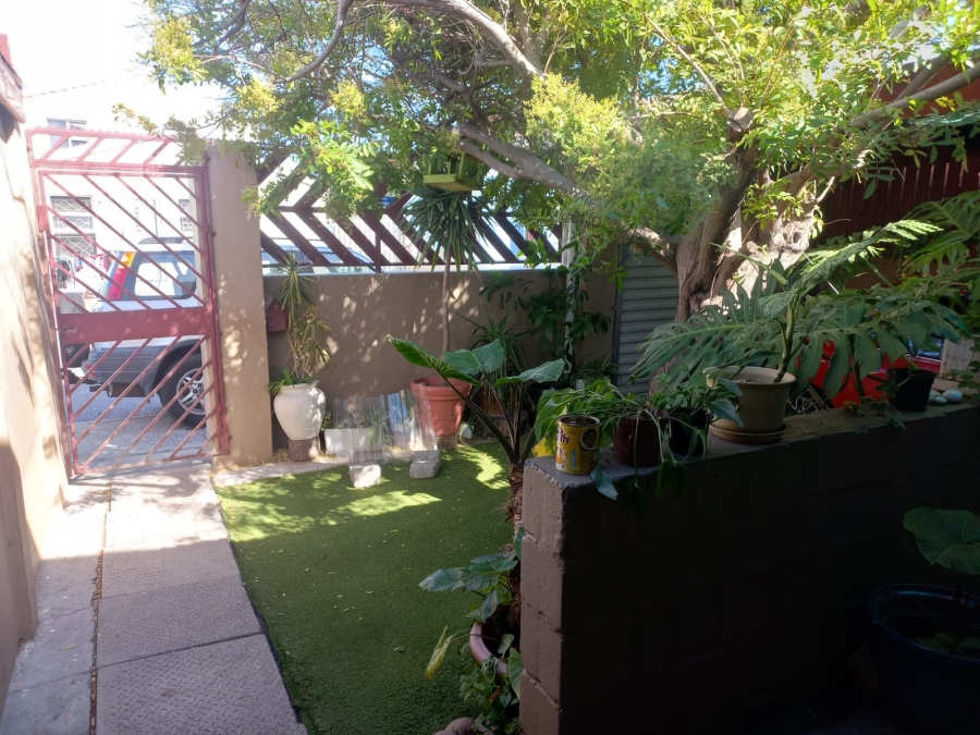 4 Bedroom Property for Sale in Portlands Western Cape